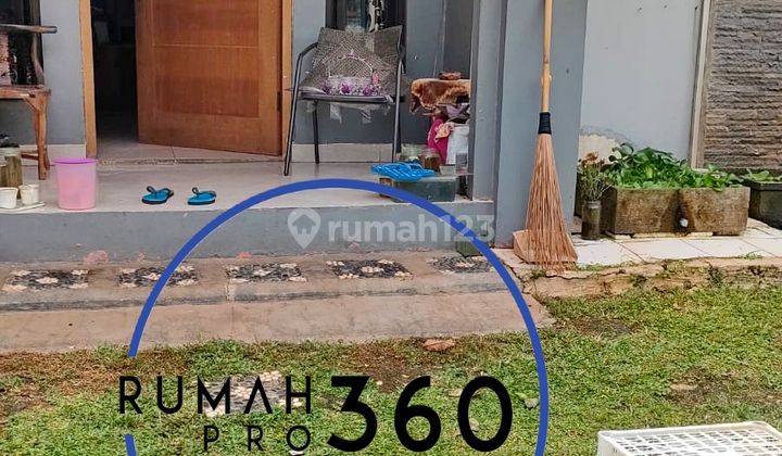 Dijual Rumah Rapi Posisi Hoek Sevilla BSD City Serpong - SV026 1