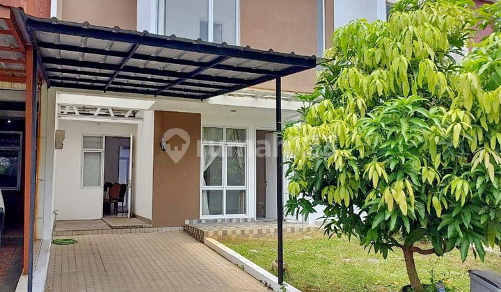 For Quick Sale: Luxury 2-Story House Priced at IDR 2.35 Billion in a Prime Location Facing the Park T1129