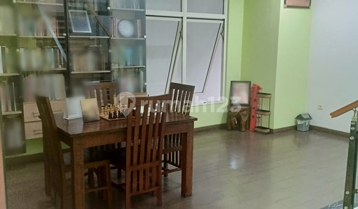 Rumah Rapi Mewah Furnished Taman Telaga Golf BSD Tangerang G1001