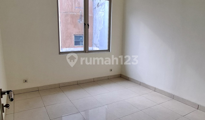 Jual Rumah Rapi Renovasi Delatinos BSD Tangerang DL415 2