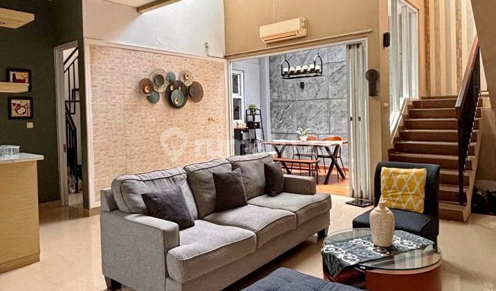 Rumah Bangunan Mandiri Cantik Semi Furnished Delatinos BSD Tangerang Dl6098 2