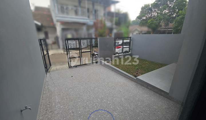 Rumah Baru Rapi siap huni Kencana Loka BSD Tangerang KL201 2