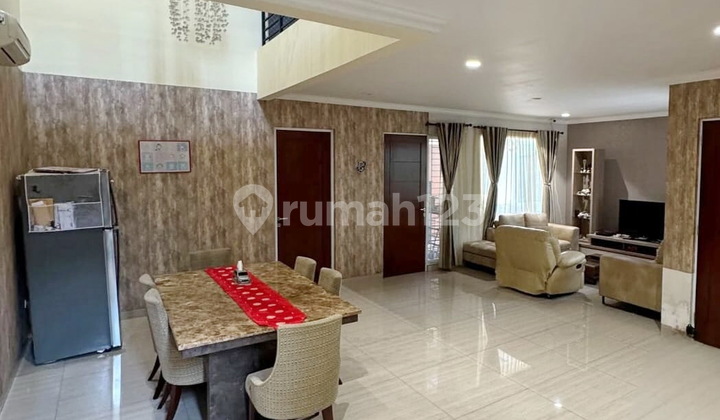 Rumah Rapi Semi Furnished Delatinos BSD Tangerang Dl7023