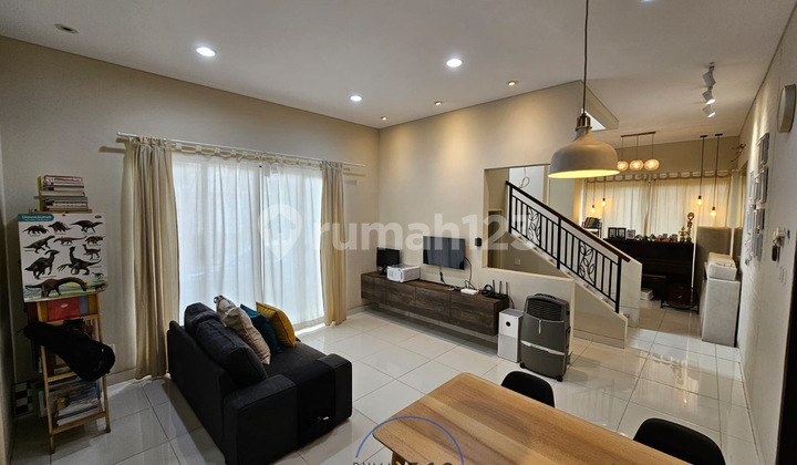 Rumah Hoek Rapi Summarecon Scientia Garden - SC203 1
