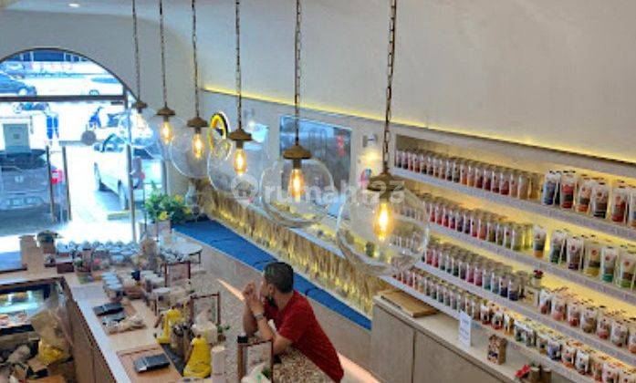 Ruko Golden Vienna BSD Tangerang Hadap Jalan Besar  1