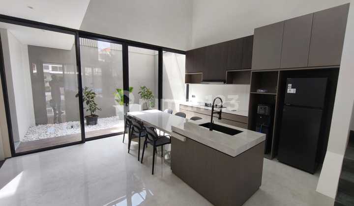 Rumah Lux 2 Lantai Dijual di Tatar Mayangsunda 2