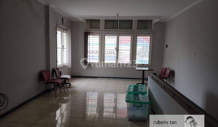 Ruko cantik Bandung Tempo dulu lokasinya strategis   1