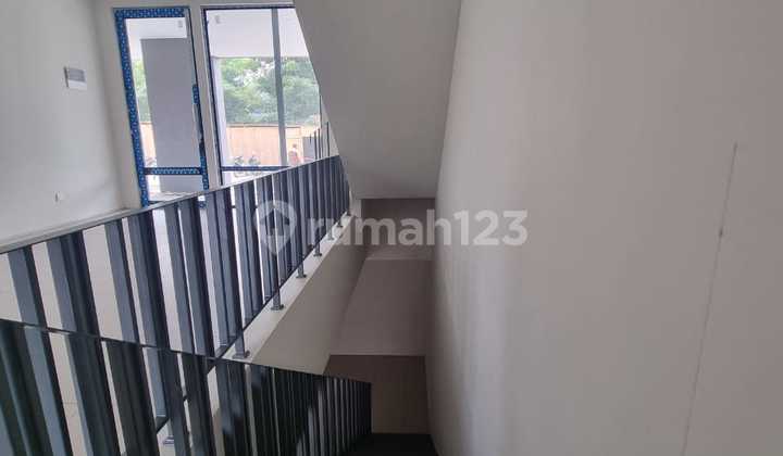 For Rent Large 2-Story Shop House + Basement in Pancatengah - 2 Units Rendeng, 2