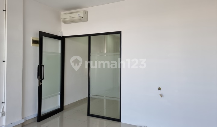 For Rent Fast Palm Mansion Taman Surya 5 Shop House, Neat and Ready to Use, Area 4X18 2