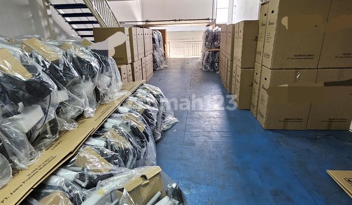 For Quick Sale: Biz Park Daan Mogot Warehouse, Size 6x20, Neat and Ready to Use For Quick Sale: Biz Park Daan Mogot Warehouse, Size 6x20, Neat and Ready to Use