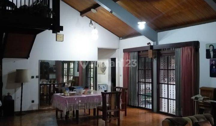 Rumah Asri Tanah Luas di Sayap Pasteur 1