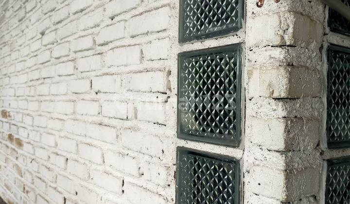 Rumah dengan Lahan Luas Nyaman untuk Tinggal, di Margahayu Bandung 2