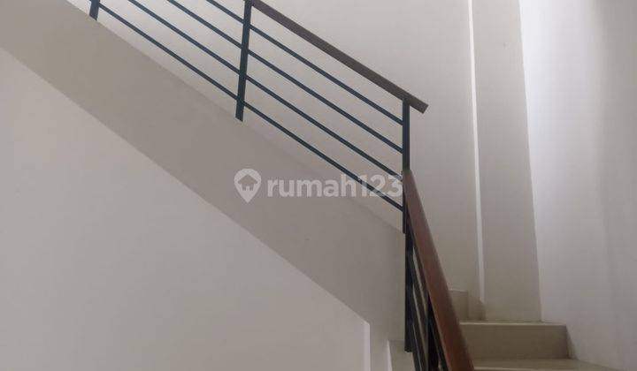 Siap Huni Ruko di Kotawisata Depan Sekolah Penabur 3