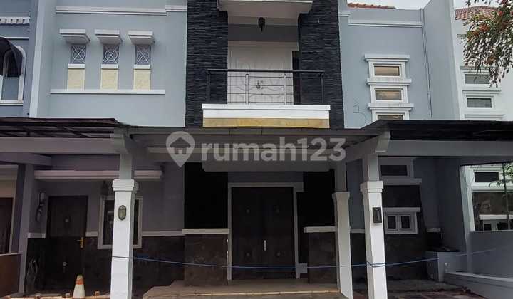 Rumah Di Raffles Hills Cibubur