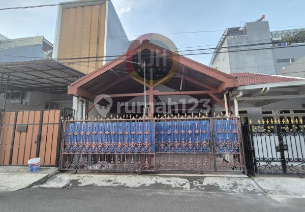 Disewakan Rumah Siap Huni di Janur Asri, Kelapa Gading Jakarta Utara 