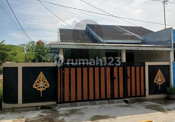 For Sale: House in Queen Residence Housing, North Bekasi