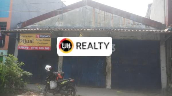 SHOPHOUSE IN SUNGAI BAMBU AREA, TANJUNG PRIOK, NORTH JAKARTA SHOPHOUSE IN SUNGAI BAMBU AREA, TANJUNG PRIOK, NORTH JAKARTA