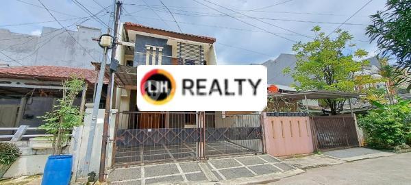 RUMAH SUDAH TINGGI DARI JALAN LOKASI DI PONDOK GADING UTAMA AREA KELAPA GADING