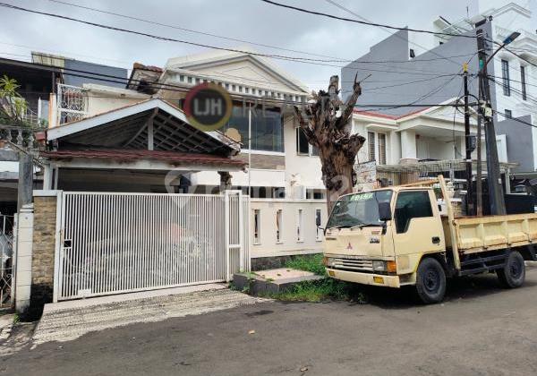 House for Sale in Janur Kuning, Kelapa Gading, North Jakarta