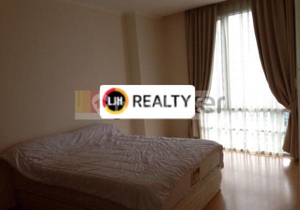 SPACIOUS 218 m2 APARTMENT, FURNISHED, 3BR IN FX RESIDENCE SUDIRMAN AREA SOUTH JAKARTA 2