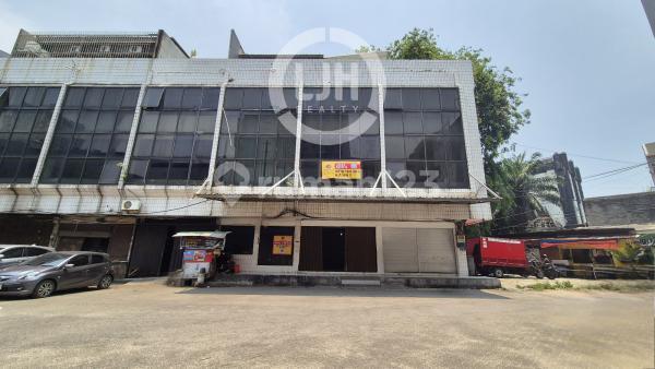 For Rent: Shop House Ready to Use on Gunung Sahari Raya, Sawah Besar, Central Jakarta