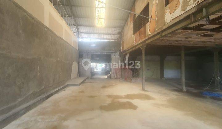 Gudang Besar dan Luas Siap Pakai di Rawa Buaya 7