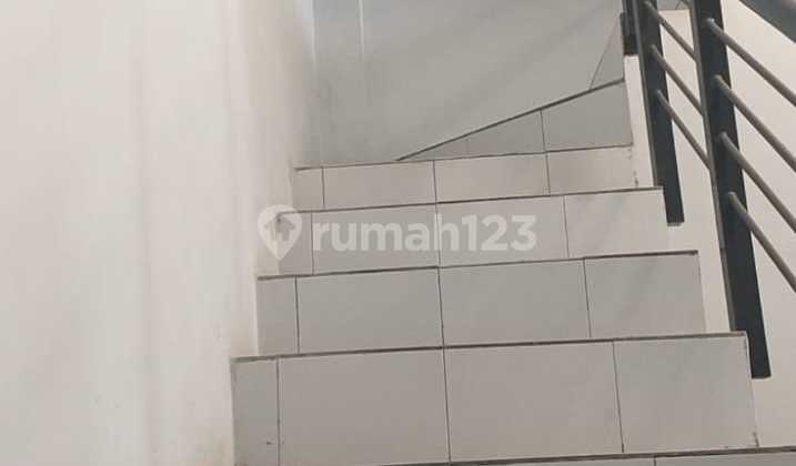 Ruko 2 lantai Siap Huni di Serpong Garden 2