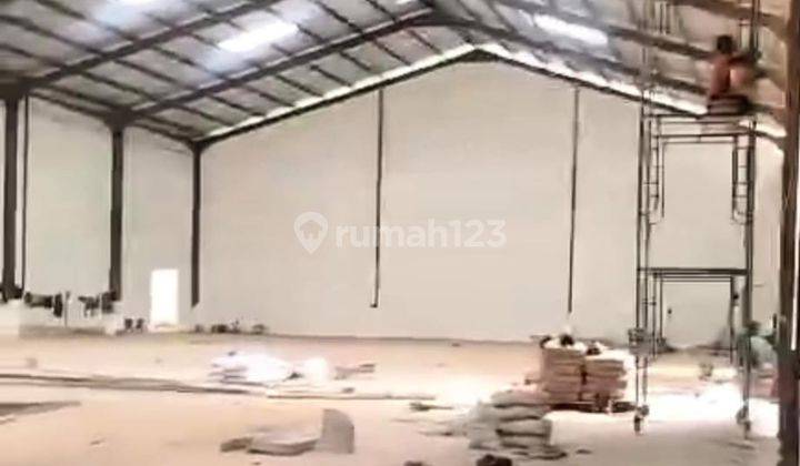 Gudang di Jl Raya Legok Jaha Pagedangan , Tangerang 2.600 m 2