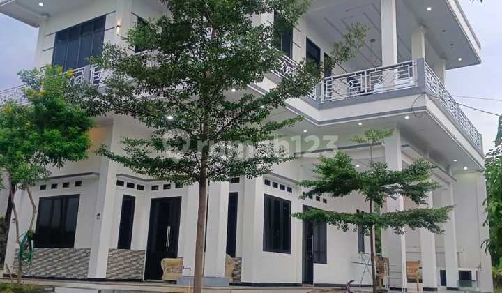 For quick sale: 2-story house in Jaya Sampurna Serang Baru Bekasi, negotiable price. For quick sale: 2-story house in Jaya Sampurna Serang Baru Bekasi, negotiable price.