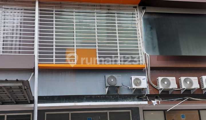 Dijual Cepat Ruko Siap Huni di Costa Rika 3 Lantai Komersial Strategis dan Ramai Dijual Cepat Ruko Siap Huni di Costa Rika 3 Lantai Komersial Strategis dan Ramai