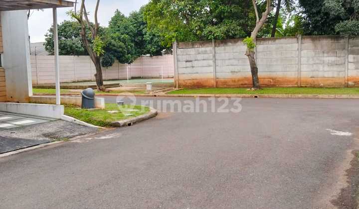 Dijual Rumah di Cluster Monte Aviolo Grand Wisata Bekasi 2
