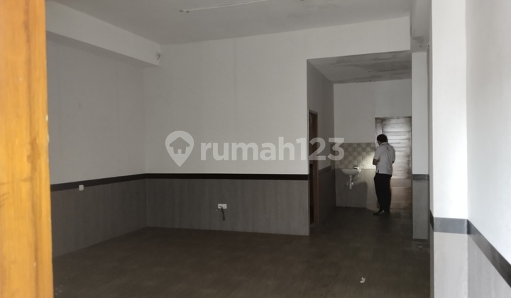 DIJUAL RUKO DI KOMPLEK RUKO 38 TAMAN SARI JAKARTA BARAT DIJUAL RUKO DI KOMPLEK RUKO 38 TAMAN SARI JAKARTA BARAT