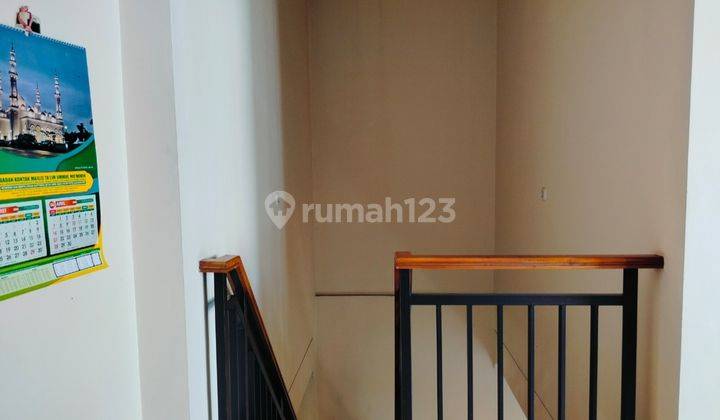 Rumah Impian di Grand Wisata: Kenyamanan Dekat Mall Living World dengan Lingkungan Kokoh dan Nyaman 2