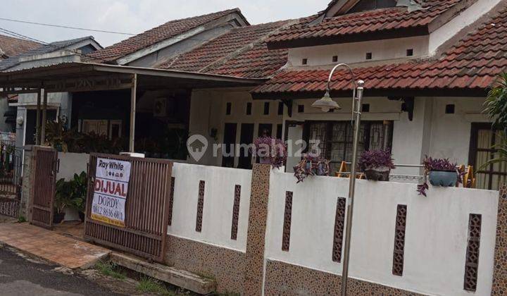 Rumah  di Perumahan Dukuh Zamrud Bekasi - Lokasi Nyaman dan Strategis! 2