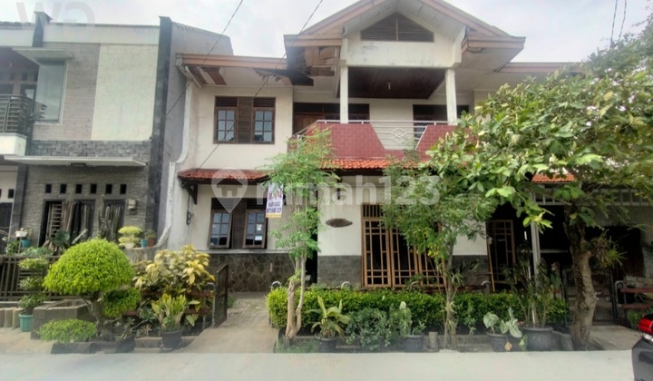 Rumah Dijual di Pondok Hijau Permai Bekasi Timur - Luas, Strategis & Dekat Tol Rumah Dijual di Pondok Hijau Permai Bekasi Timur - Luas, Strategis & Dekat Tol