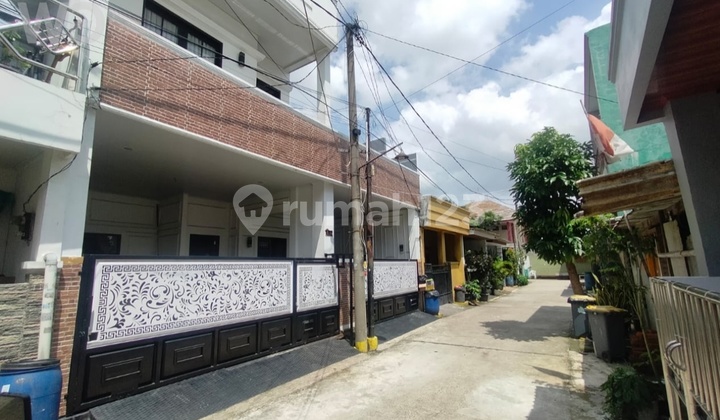 Rumah Dijual Bekasi Timur | Mutiara Gading Timur 2 Lantai, SHM, Akses Tol Bekasi Timur & Grand Wisata