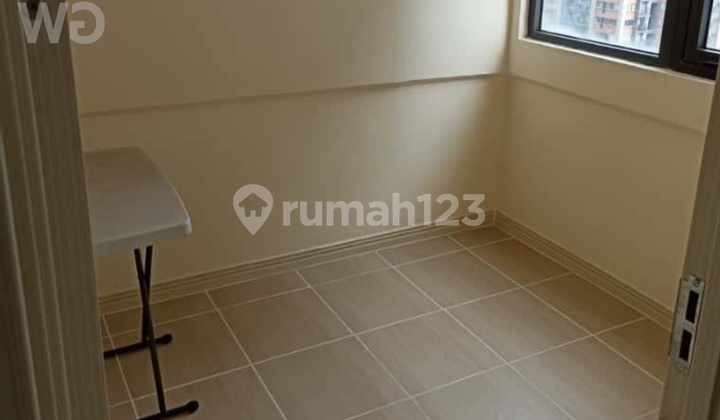 Apartment for Sale in Cikarang - 2 Strategic Rooms Near Toll Road & Meikarta Area 2