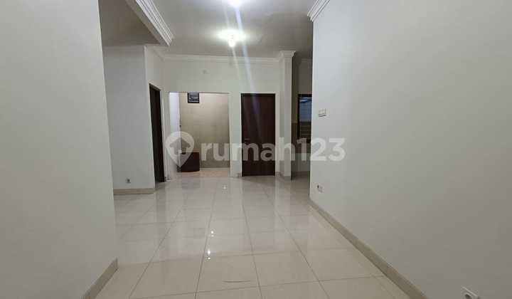 For rent: house, grand wisata For rent: house, grand wisata