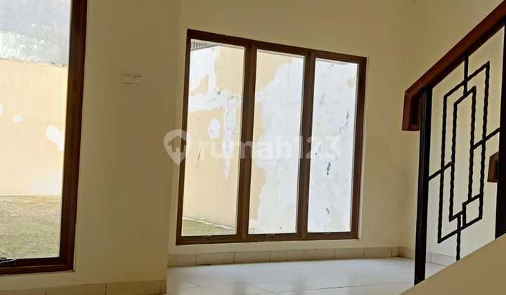 Rumah Depan Taman Grand Wisata , Tambun - Bekasi 2