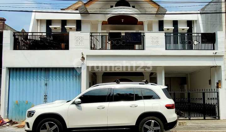 Rumah Tempat Usaha Akses Toll Bekasi Timur ,Bekasi Timur