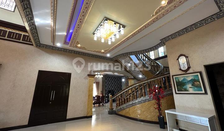 Rumah Mewah Depan Mall Living World ,Grand Wisata Tambun - Bekasi
