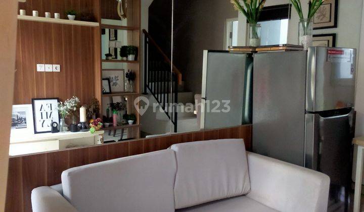 Rumah Full Furnished 2 lantai di La Monte Farella, Grand Wisata 2