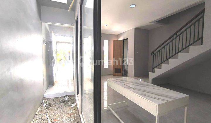 Disewakan Rumah Brand New di Cluster Z Living , Grand Wisata Bekasi Timur 2