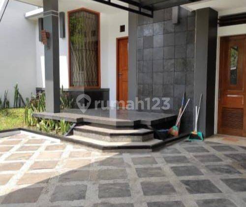 Disewakan Rumah Cluster Full Furnish di Batununggal Abadi 1