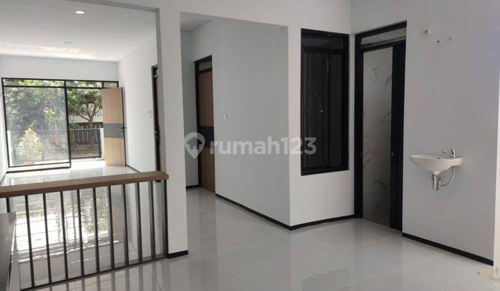 Dijual Rumah Baru Minimalis Siap Huni Di Taman Kopo Indah 1