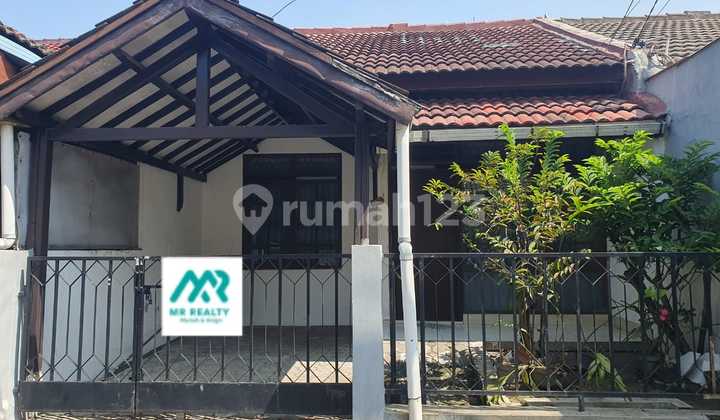 1-Story House in Taman Kopo Indah