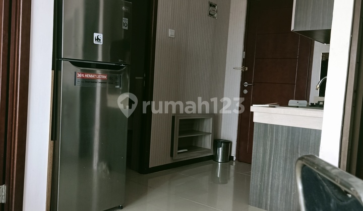 For Rent 2 Bedroom Apartment Unit, Gateway Pasteur, Furnished, 45 sqm, Pasteur Bandung, Cheap Rp 40 Million / Year.