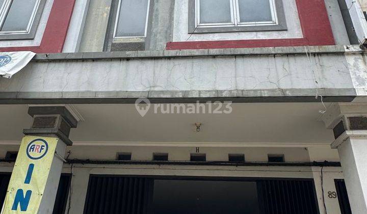 Ruko 4 lantai satu baris dengan Indomaret dan Bank di Curug 1