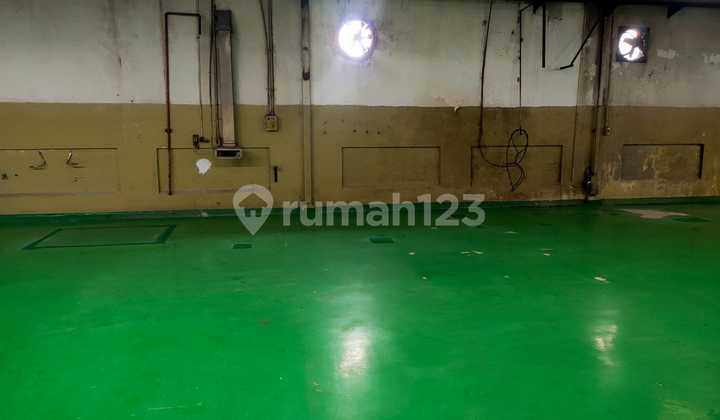 For Sale: Former Food Factory Building in Pasar Kemis Market Area, South Facing, Sindangsari Village, Pasar Kemis Subdistrict, Tangerang Regency - Banten