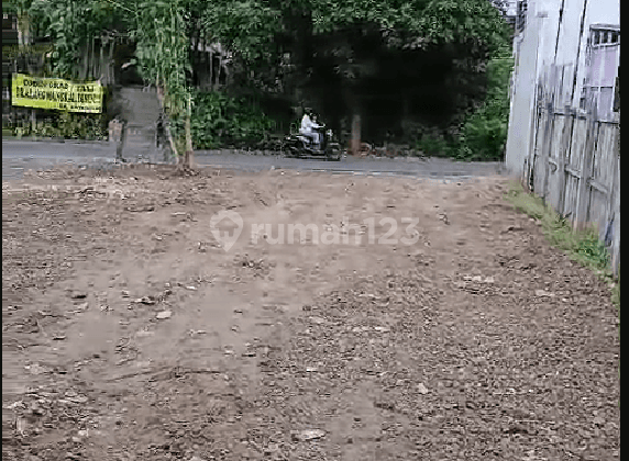 Quick Sale of Land in the Tourist Area of Cendrawasih Street, Seminyak, Bali 2